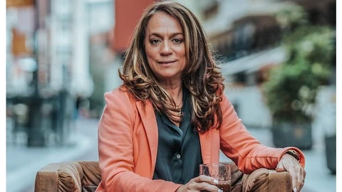 La criminóloga, Paz Velasco autora del libro "Muertes nada accidentales"