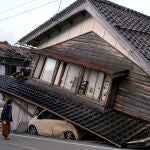 Un terremoto de 7,6 grados que golpeó el litoral occidental de Japón