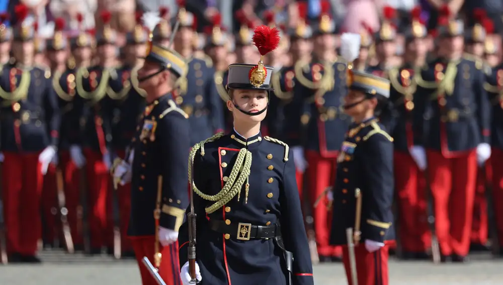 La Princesa Leonor en la jura de bandera en el Patio de Armas de la Academia General Militar de Zaragoza a 07 de Octubre de 2023 en Zaragoza (España).
