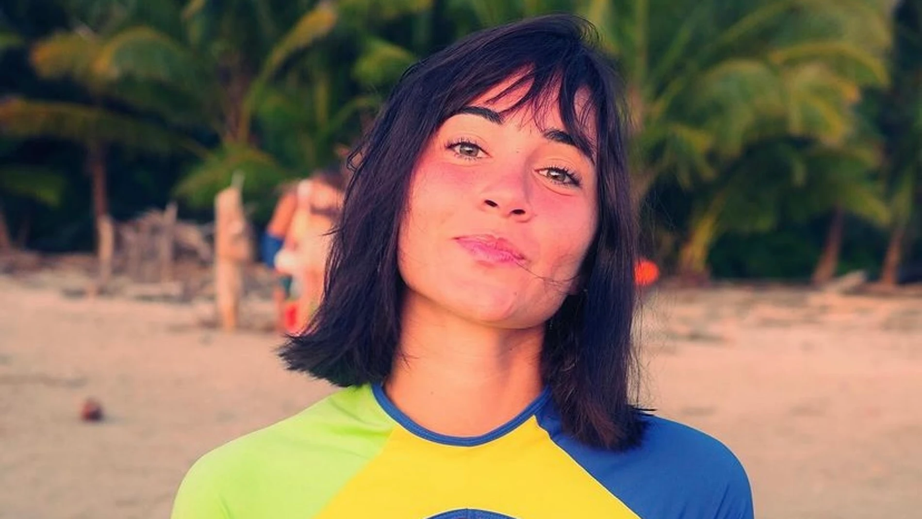 Aitana con look deportivo y coqueto en Costa Rica.