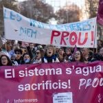 Unas 500 enfermeras piden en Barcelona mejores condiciones ante el "menosprecio" a su trabajo