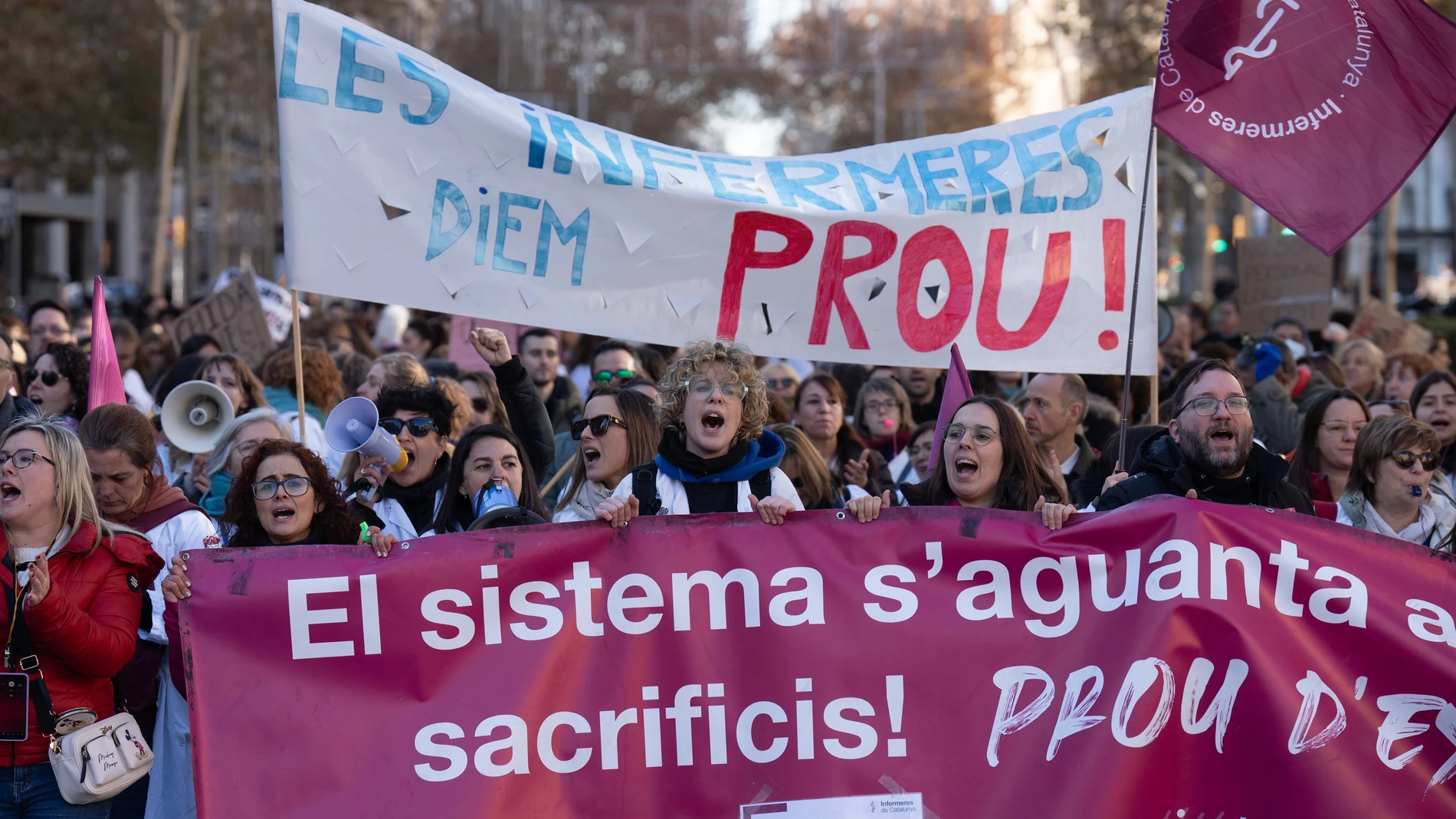 Manifestación de enfermeras en Barcelona convovcadas por Infermeres de Catalunya DAVID ZORRAKINO - EUROPA PRESS 08/01/2024