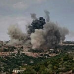 O.Próximo.- Israel afirma haber bombardeado un "complejo militar" de Hezbolá en el sur de Líbano
