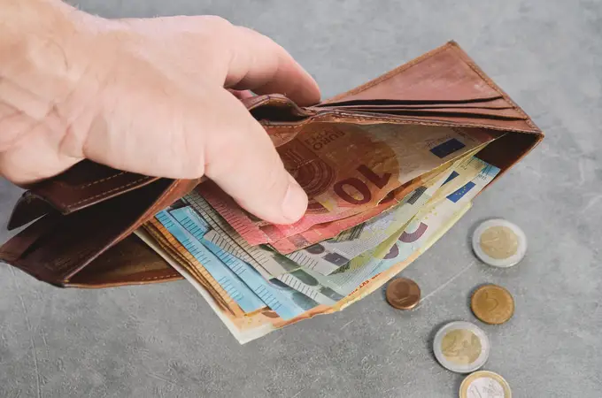 ¿Es sostenible pagar con billetes? Este es el impacto medioambiental del euro