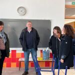 Ximo Puig visita un colegio cuya reforma se inició en su mandato