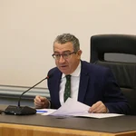 El presidente de la Diputación de Alicante, Toni Pérez, en el primer pleno del año que ha tenido lugar hoy