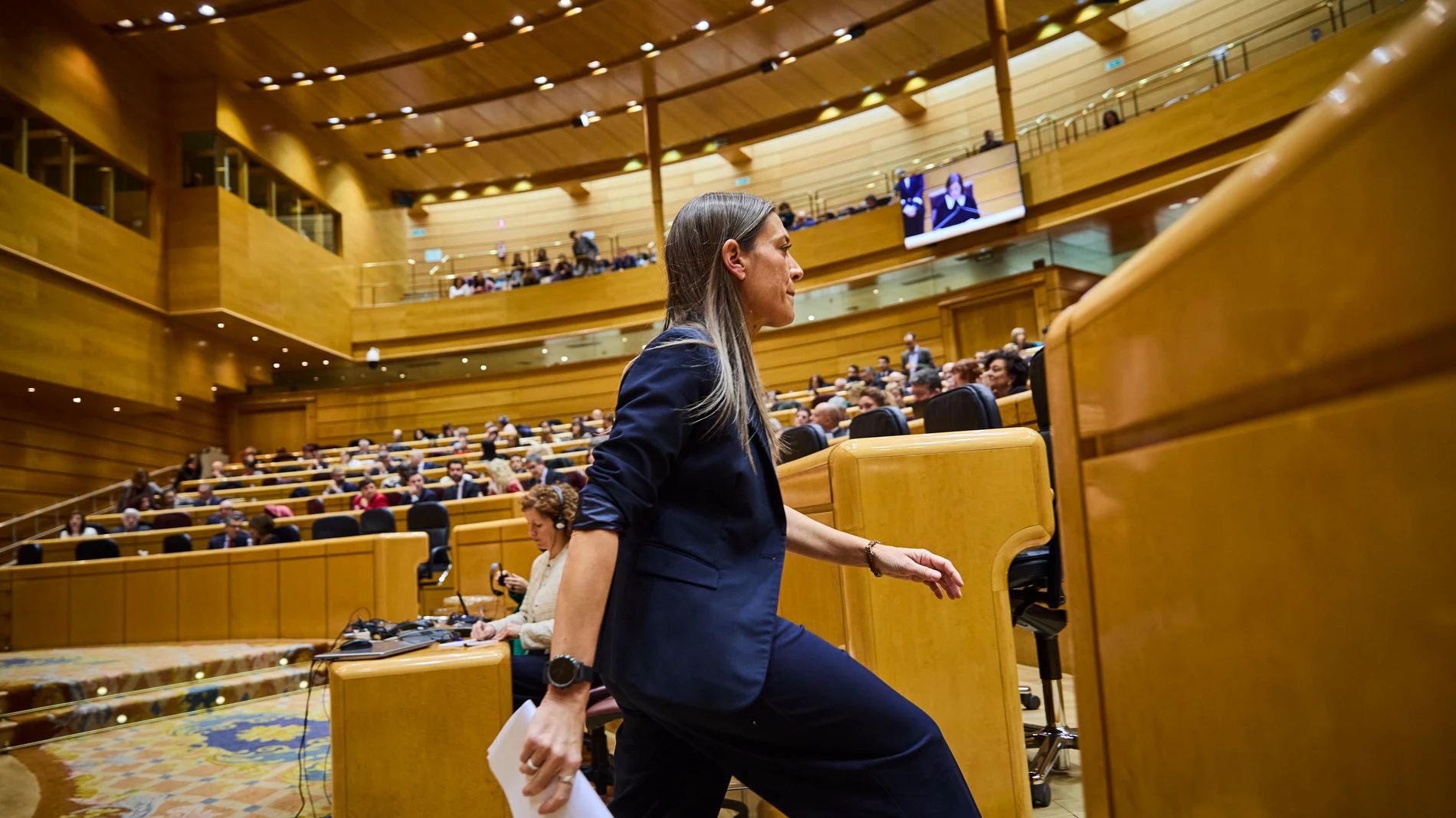 Míriam Nogueras de Junts per Catalunya en el pleno del Congreso, reunido excepcionalmente en el Senado, debate la convalidación de tres decretos del Gobierno con medidas para amortiguar la crisis sin que todavía haya logrado los apoyos necesarios para sacarlos adelante, por lo que se prevé una negociación in extremis, especialmente con partidos como Junts. © Alberto R. Roldán / Diario La Razón. 10 01 2024