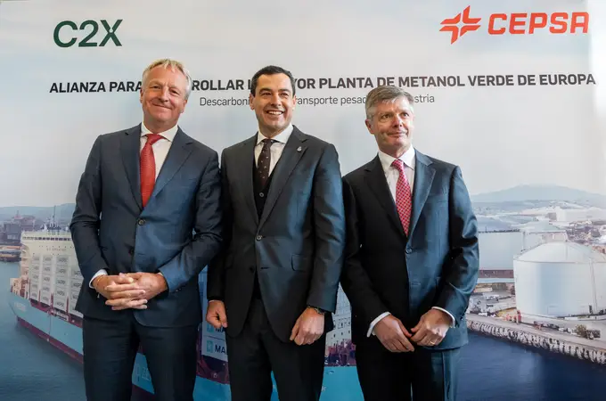 Cepsa y C2X convertirán el Puerto de Huelva en el principal hub de metanol verde de Europa