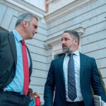 MADRID.-Ortega Smith no se plantea disputar el liderazgo de Vox a Abascal en la Asamblea Extraordinaria de enero