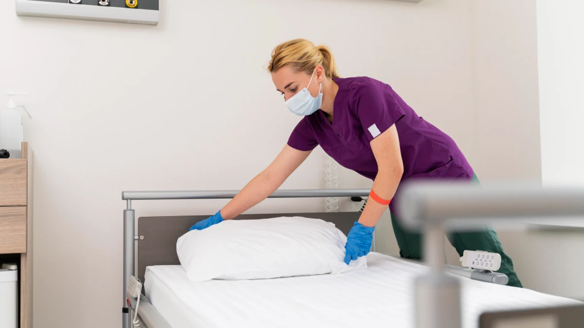 Las enfermeras no tienen que hacer las camas a los médicos de guardia