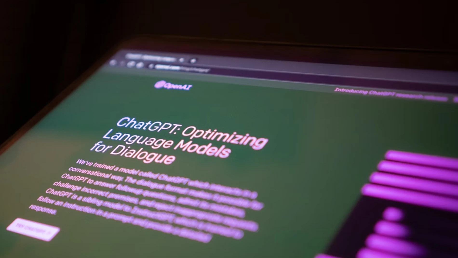 OpenAI implementó nuevas funcionales a su modelo de lenguaje.