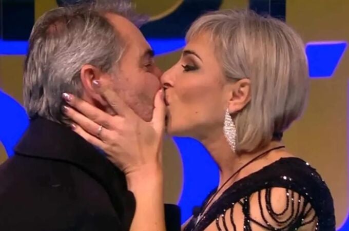El beso de Ana María Aldón y Eladio en "GH Dúo"