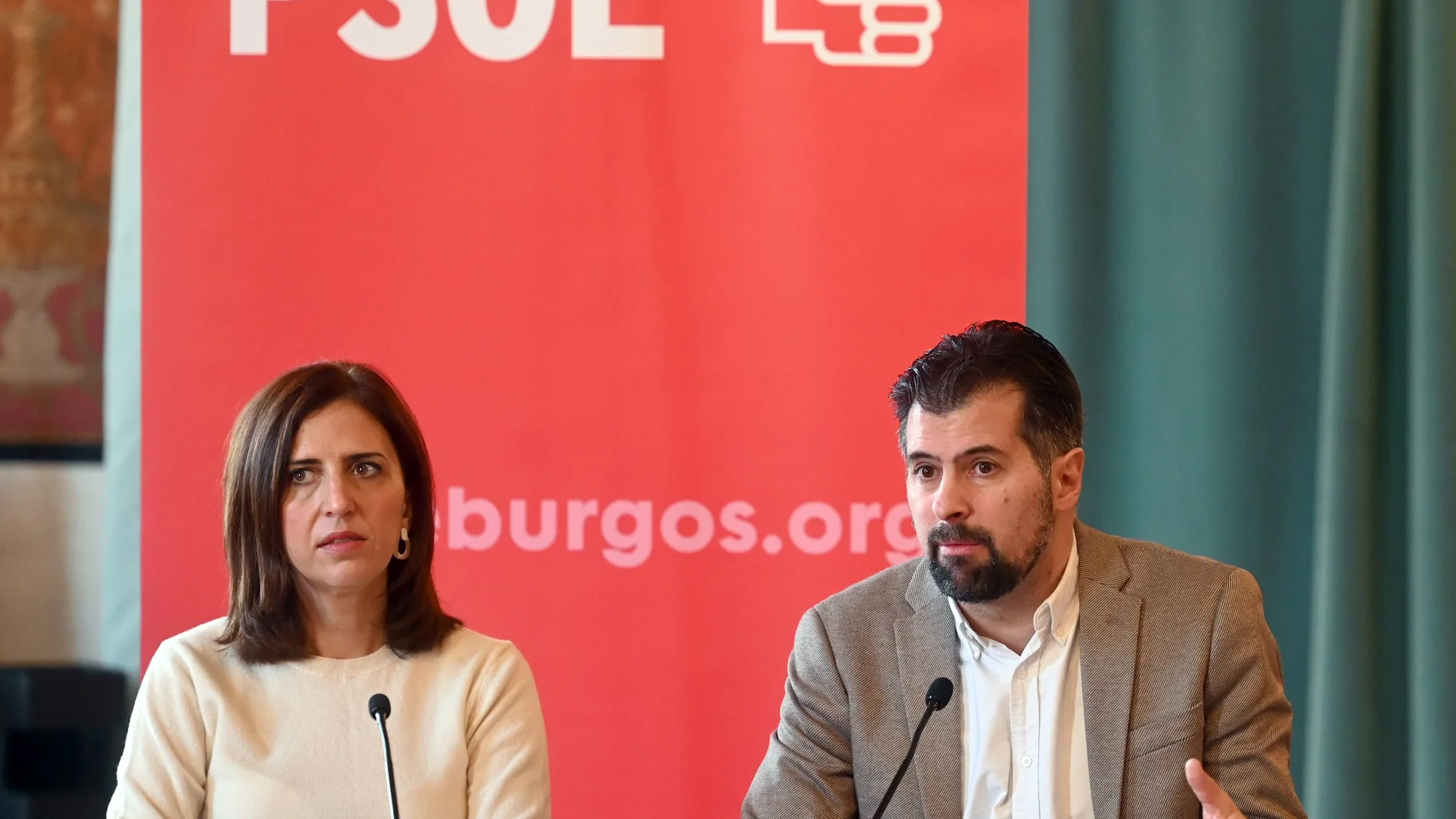 Tudanca y Esther Peña, durante la Ejecutiva del PSOE de Burgos