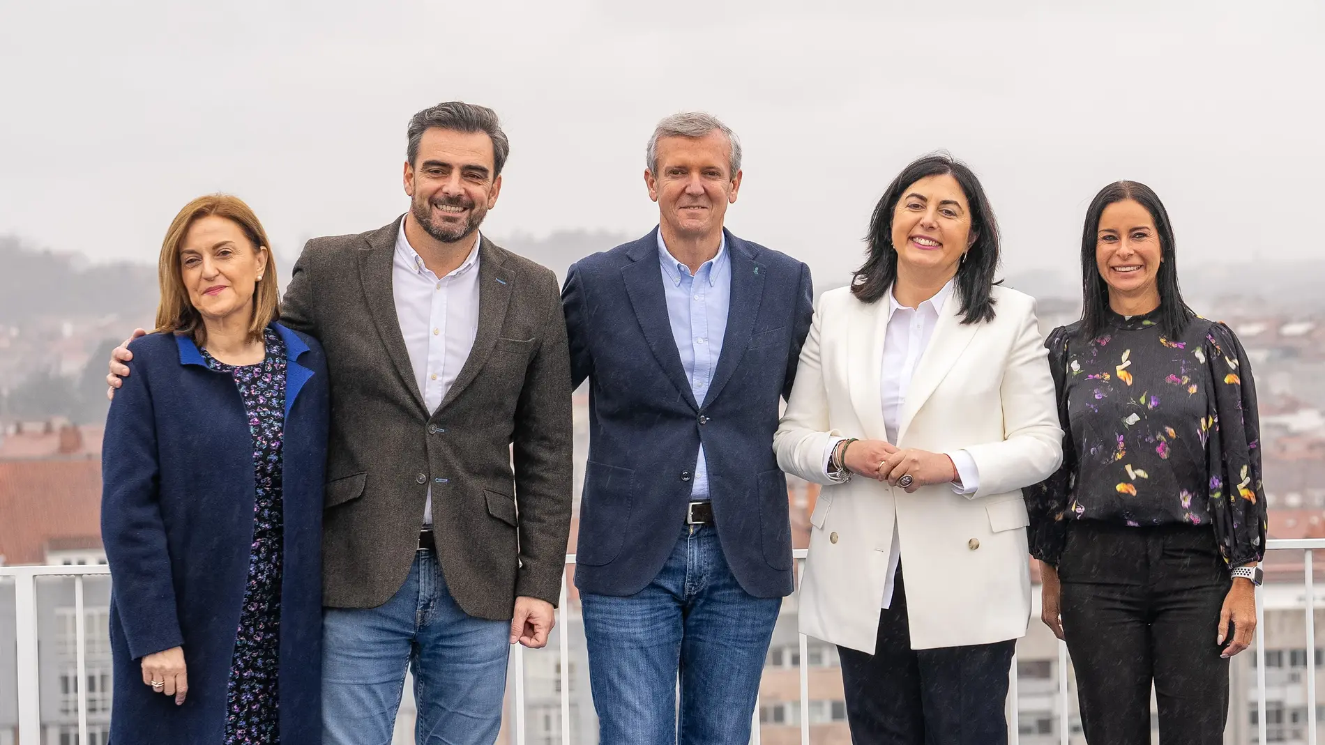 Rueda, con los cabezas de lista del PPdeG.