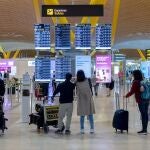 Economía.- Los aeropuertos de Aena cierran 2023 con más de 283 millones de pasajeros superando niveles prepandemia