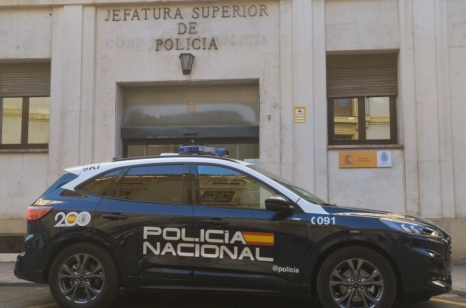 Sucesos.- La Policía Nacional detiene al presunto autor de un robo en una hamburguesería del centro de Murcia