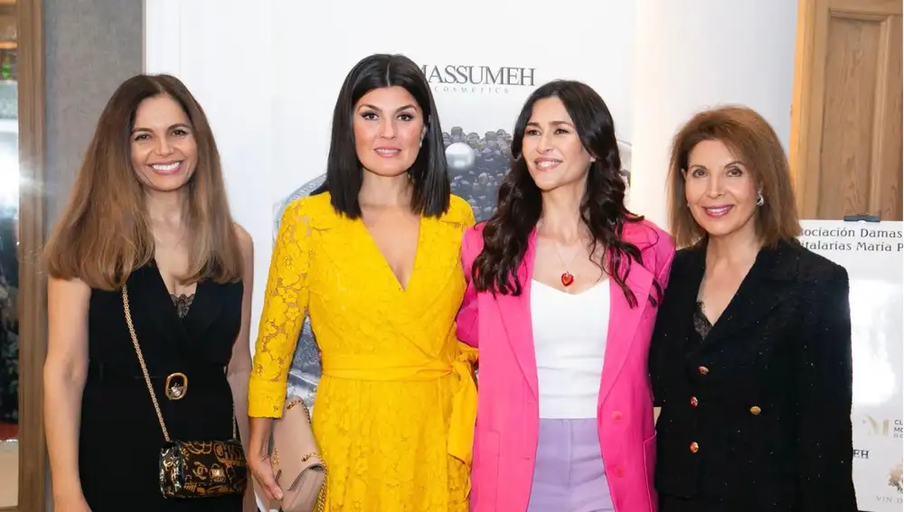 Nasrin Zhiyan, Angelica de La Riva, Marilia y Massumeh en el Club Monteverdi