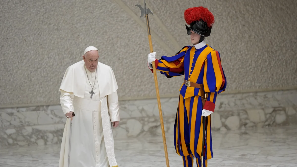 El papa no puede leer la homilía en la misa del Domingo de Ramos