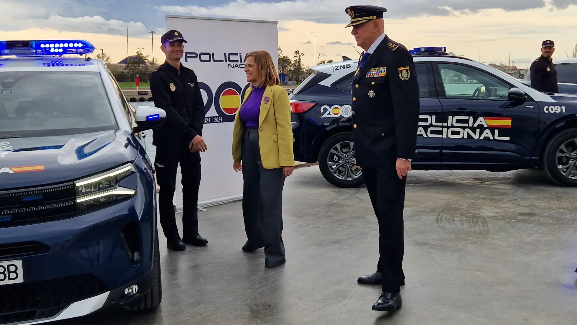 Pilar Bernabé y Jorge Marti presentaron los nuevos vehículos