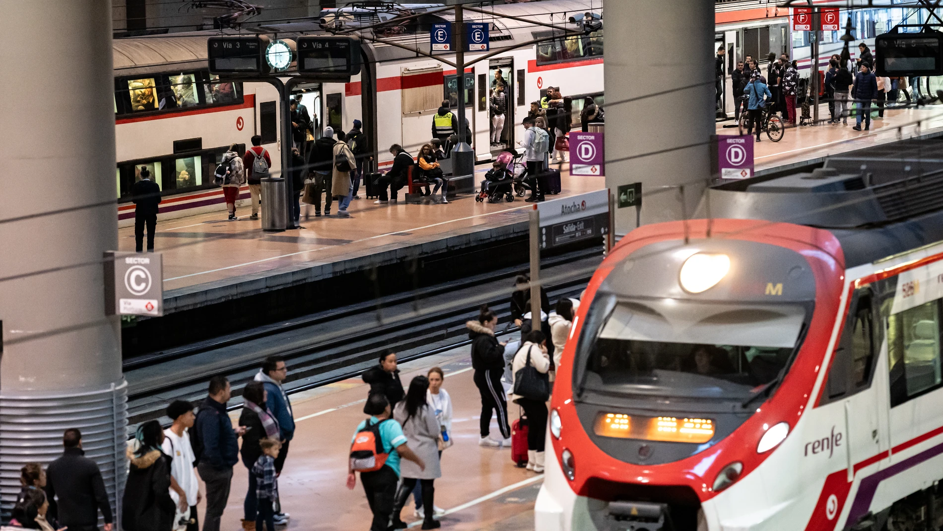 Mañana complicada en las Cercanías de Madrid