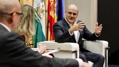 Carlos Barrasa, director de Commercial and Clean Energies y miembro del Comité de Dirección de Cepsa, en el coloquio organizado por CEA