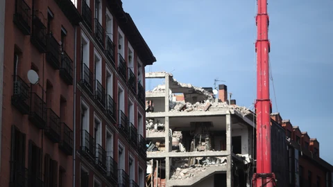 El plan especial para el edificio de la Paloma que sufrió una explosión se pone en marcha