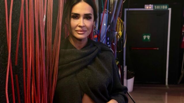 Vicky Martín Berrocal con abrigo de Zara.