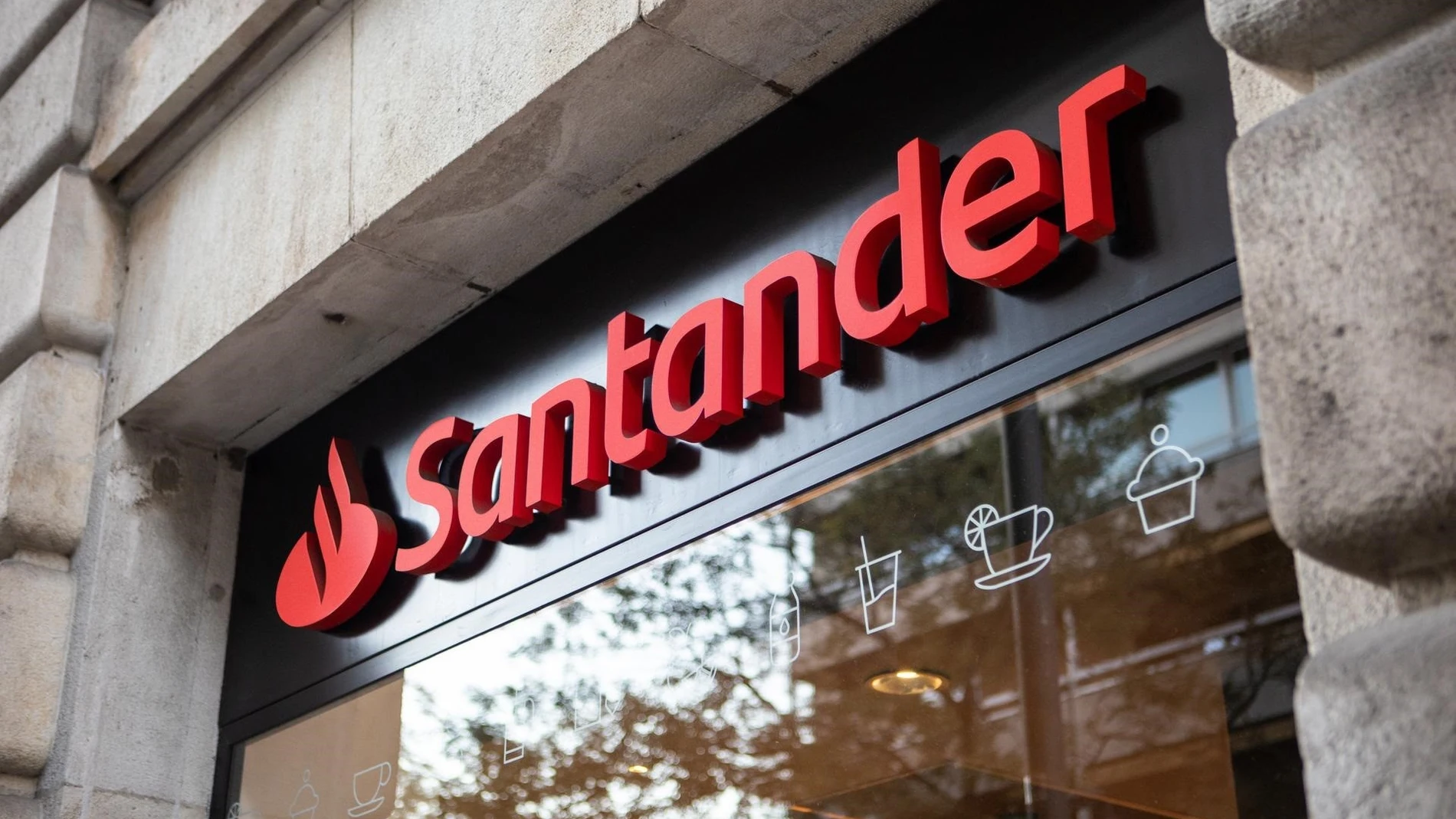 Economía/Finanzas.- El Banco Mundial financia a Banco Santander México con 86 millones para impulsar el crédito a pymes