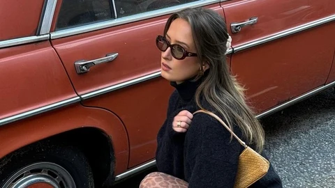 Así se llevan las medias grises y de leopardo según las influencers.