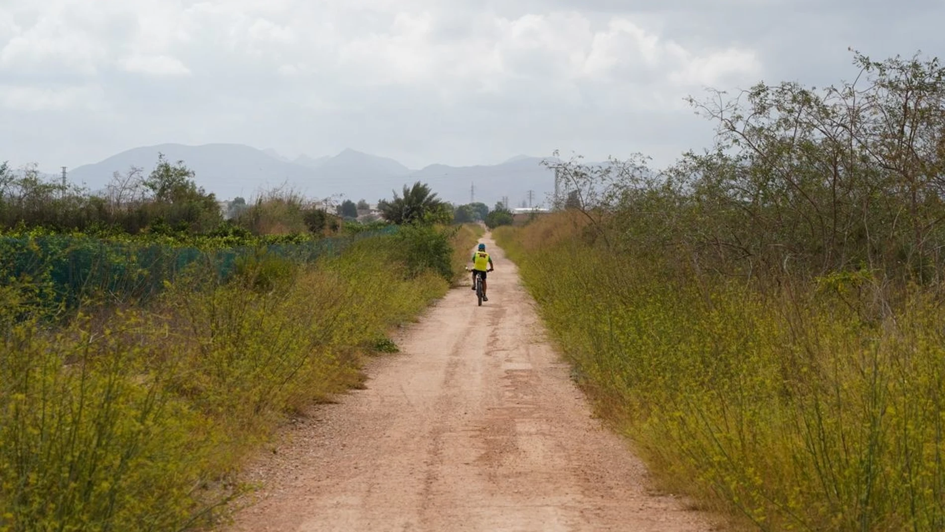 Vía Verde hacia La Aljorra