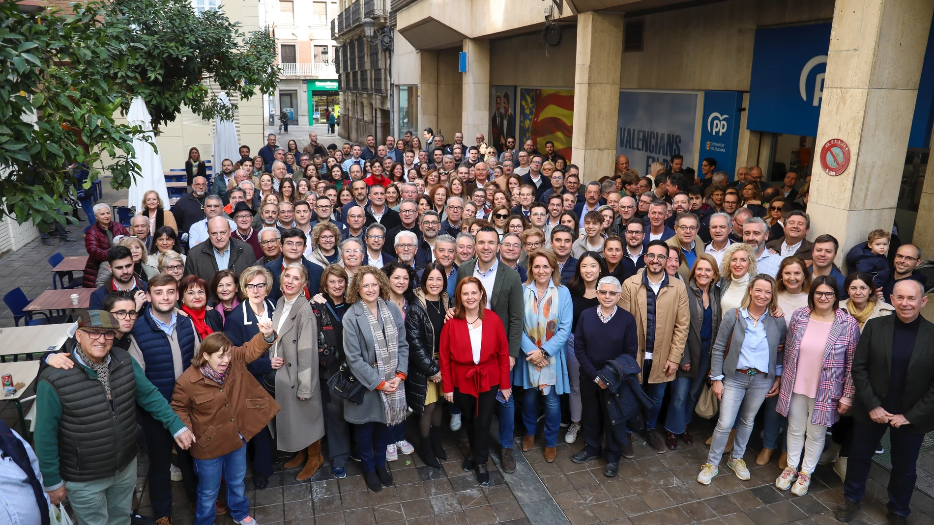 Los alcaldes del PP de la provincia de Valencia firman un manifiesto contra la amnistía de Sánchez