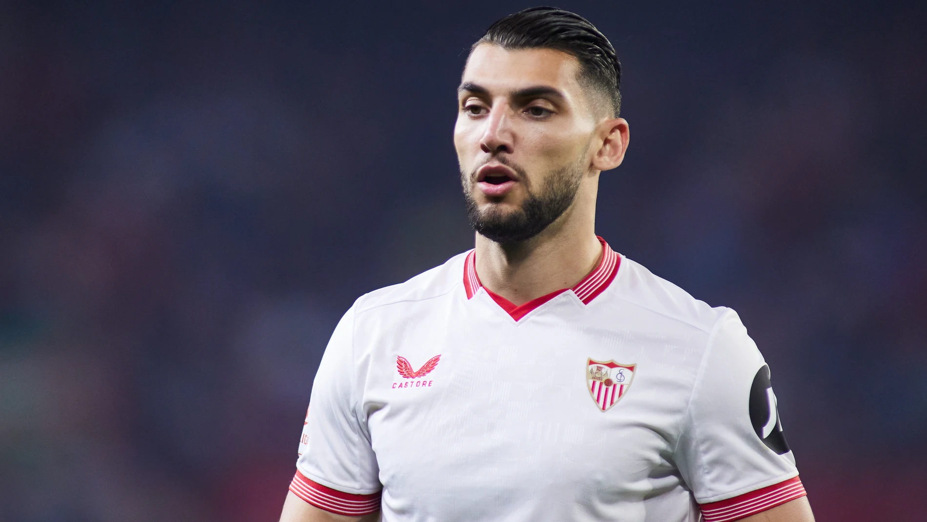 Rafa Mir of Sevilla FC in action during the Spanish league, LaLiga EA Sports, football match played between Sevilla FC and CA Osasuna at Ramon Sanchez-Pizjuan stadium on January 28, 2024, in Sevilla, Spain. AFP7 28/01/2024 ONLY FOR USE IN SPAIN
