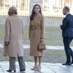 El look de la Reina Letizia para empezar la semana.