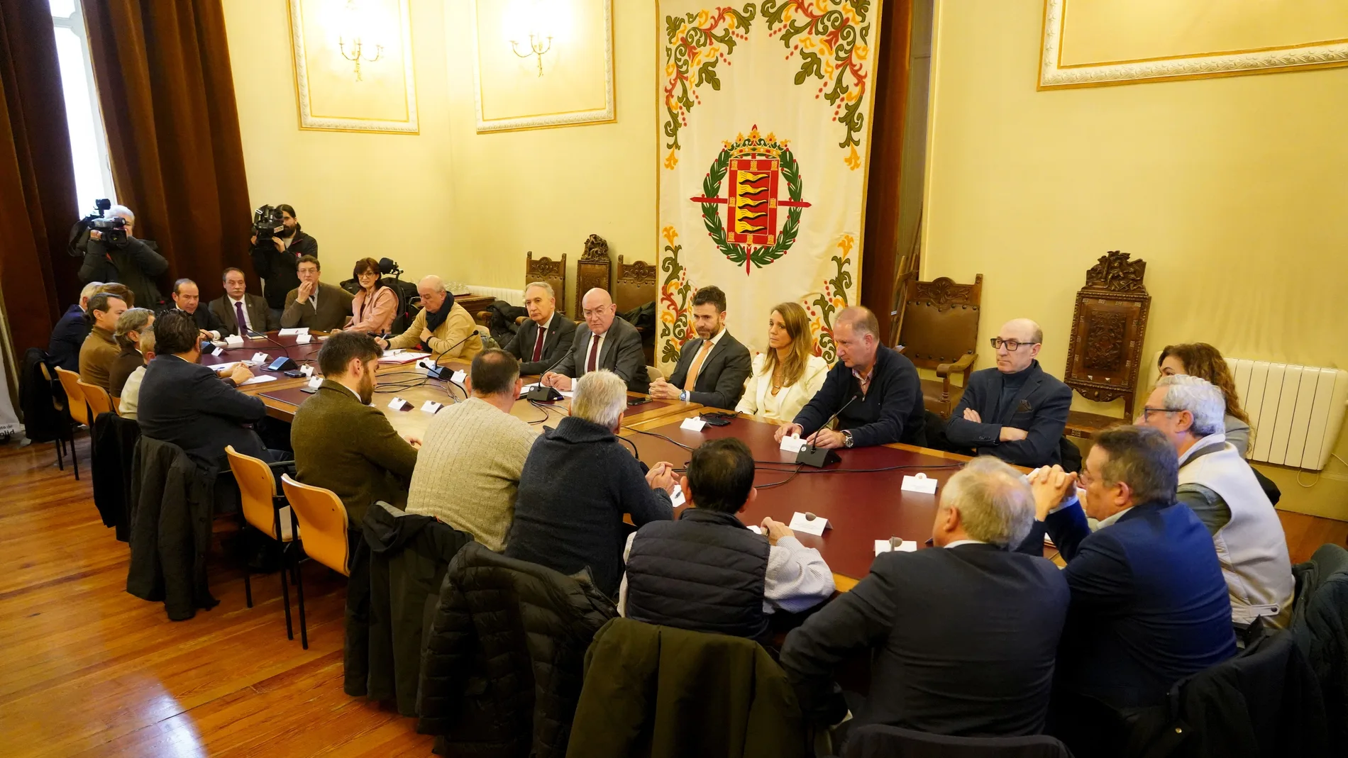 Carnero preside la segunda reunión de la Mesa del Soterramiento de Valladolid