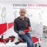 Vivero de empresas de Vallecas. Luis Carlos González, de la empresa Supergiz. 