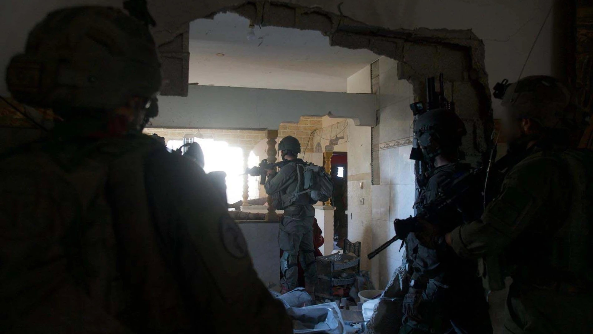 Operación del Ejército israelí en el barrio de Al Amal en Jan Yunis (Gaza)EJÉRCITO DE ISRAEL / X04/02/2024