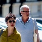 El ex jefe de ETA Miguel Albisu, alias 'Mikel Antza', con gafas, se dirige a la sede de la Audiencia Nacional (AN) de Génova para declarar como imputado por el atentado contra Miguel Ángel Blanco, a 21 de julio de 2022, en Madrid (España). El juez Manuel García-Castellón interroga hoy a ‘Mikel Antzaí y a otra ex jefa de ETA, María Soledad Iparraguirre, alias 'Anboto', tras la reapertura del sumario por el secuestro y asesinato del concejal del Partido Popular (PP) en 1997. El juez realiza esta reapertura tras recibir informes de la Ertzaintza y de la Guardia Civil en los que los agentes señalan a la cúpula de la banda terrorista ETA como responsable del asesinato del concejal popular.