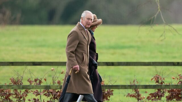 Carlos III va a misa este pasado domingo días después de su operación de próstata
