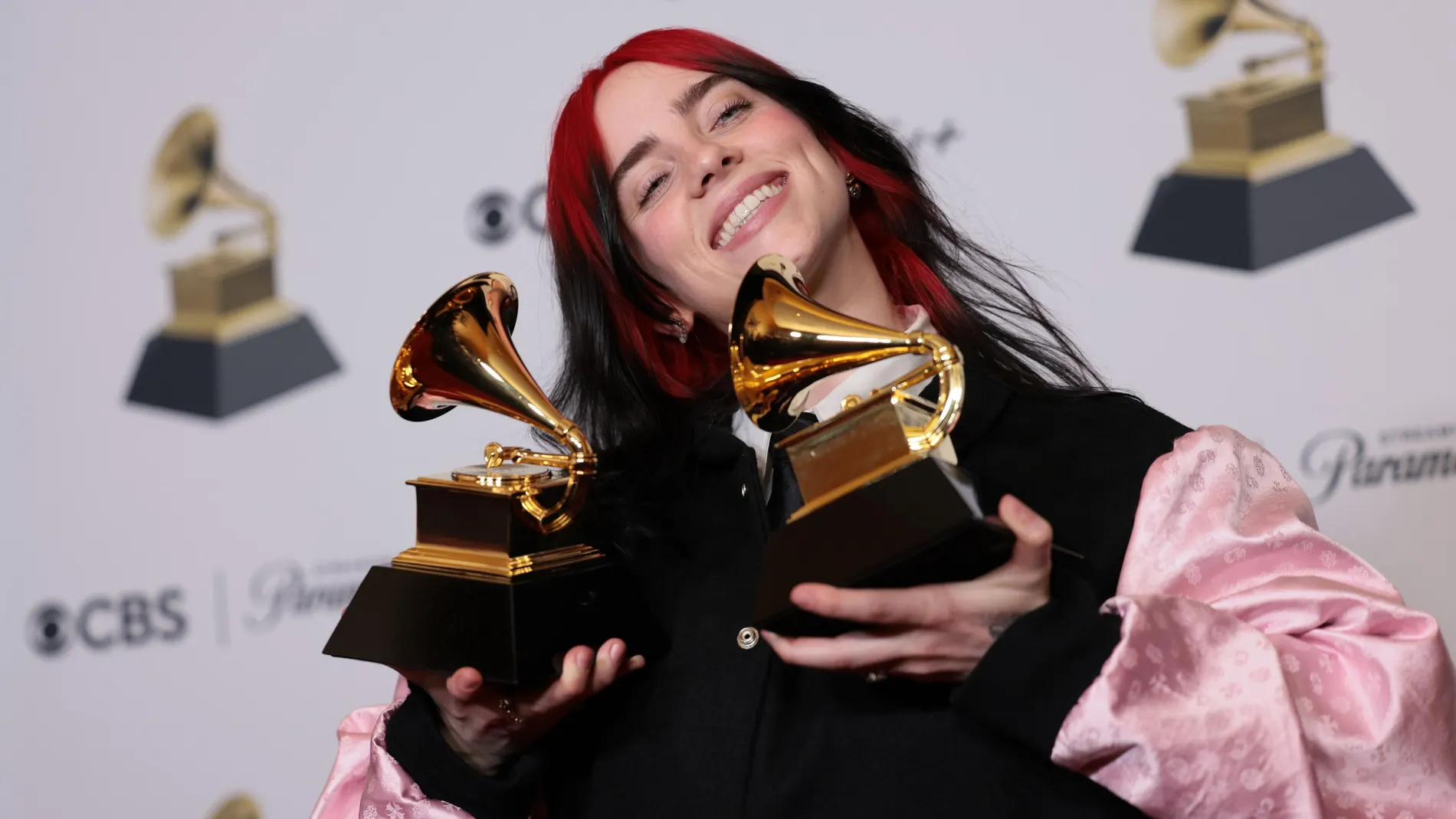 Los Angeles (United States), 04/02/2024.- Billie Eilish winner of the Song of the Year and Best Song Written Visual Media award for "What Was I Made For?", poses in the press room during the 66th annual Grammy Awards ceremony at Crypto.com Arena in Los Angeles, California, USA, 04 February 2024. EFE/EPA/ALLISON DINNER 