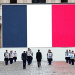 Emmanuel Macron rinde homenaje a las víctimas francesas del ataque de Hamás del 7 de octubre de 2023. 
