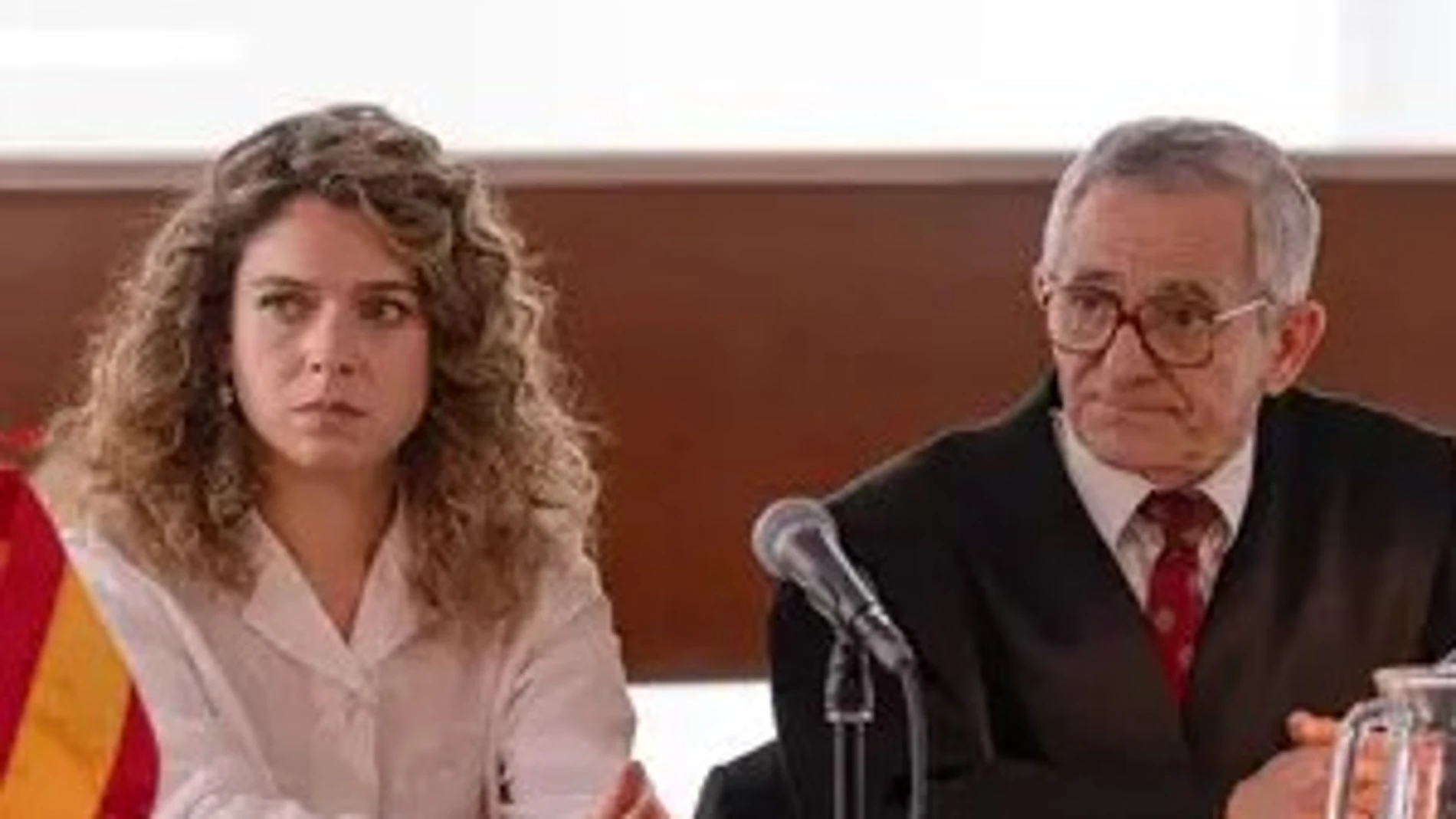Este viernes, en "Amar es para siempre", arranca el juicio de Elena contra Lola