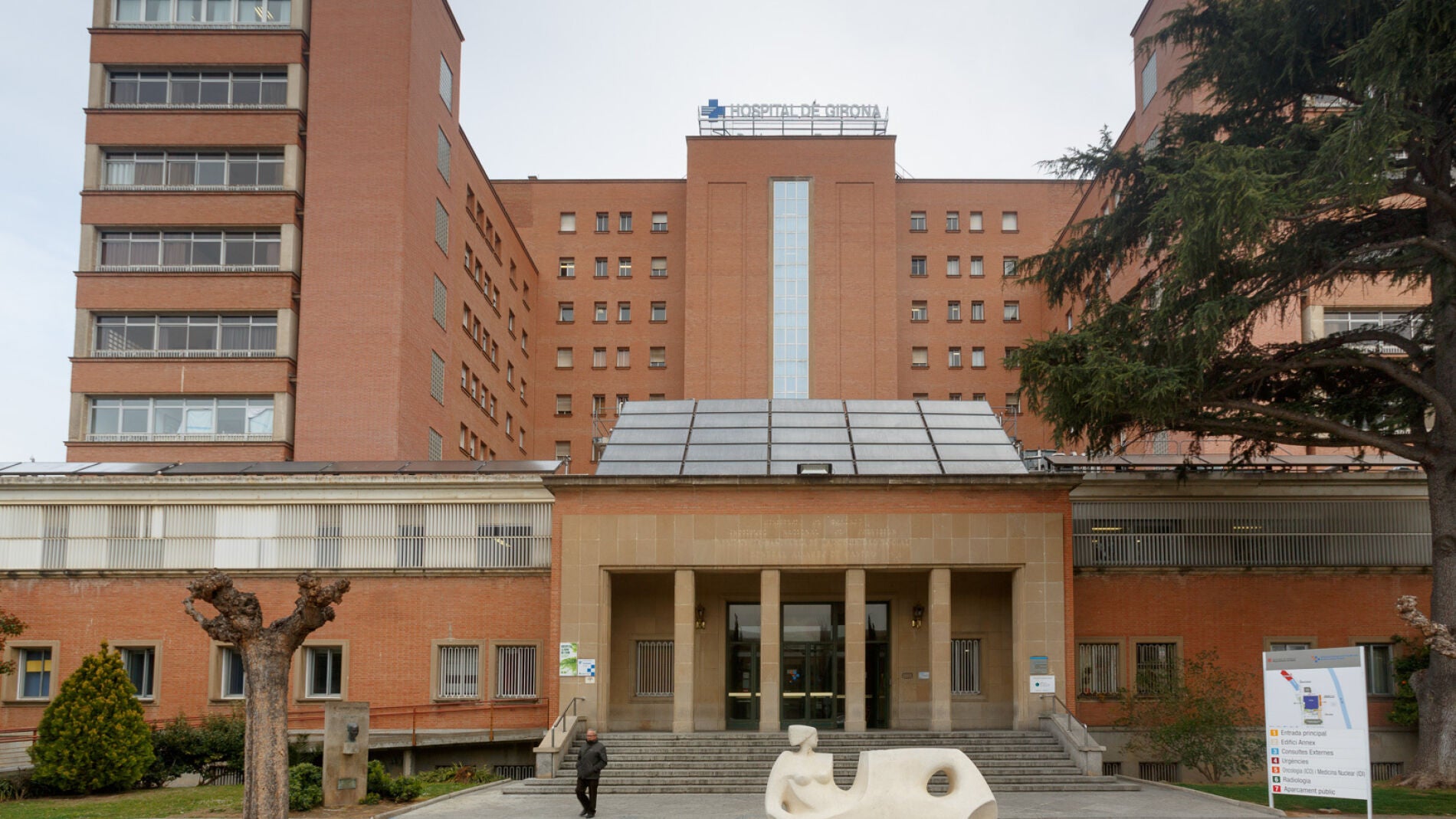 Abandonan Un Hombre Tiroteado Y Apaleado En Las Puertas Del Hospital ...