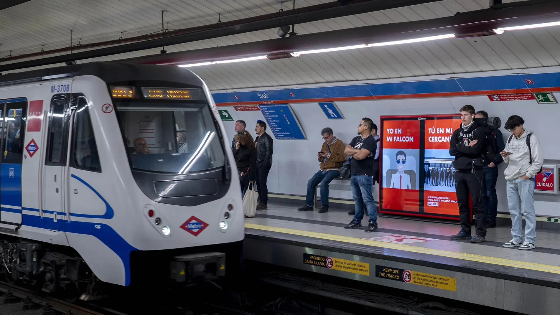 Microrrelatos en Metro de Madrid