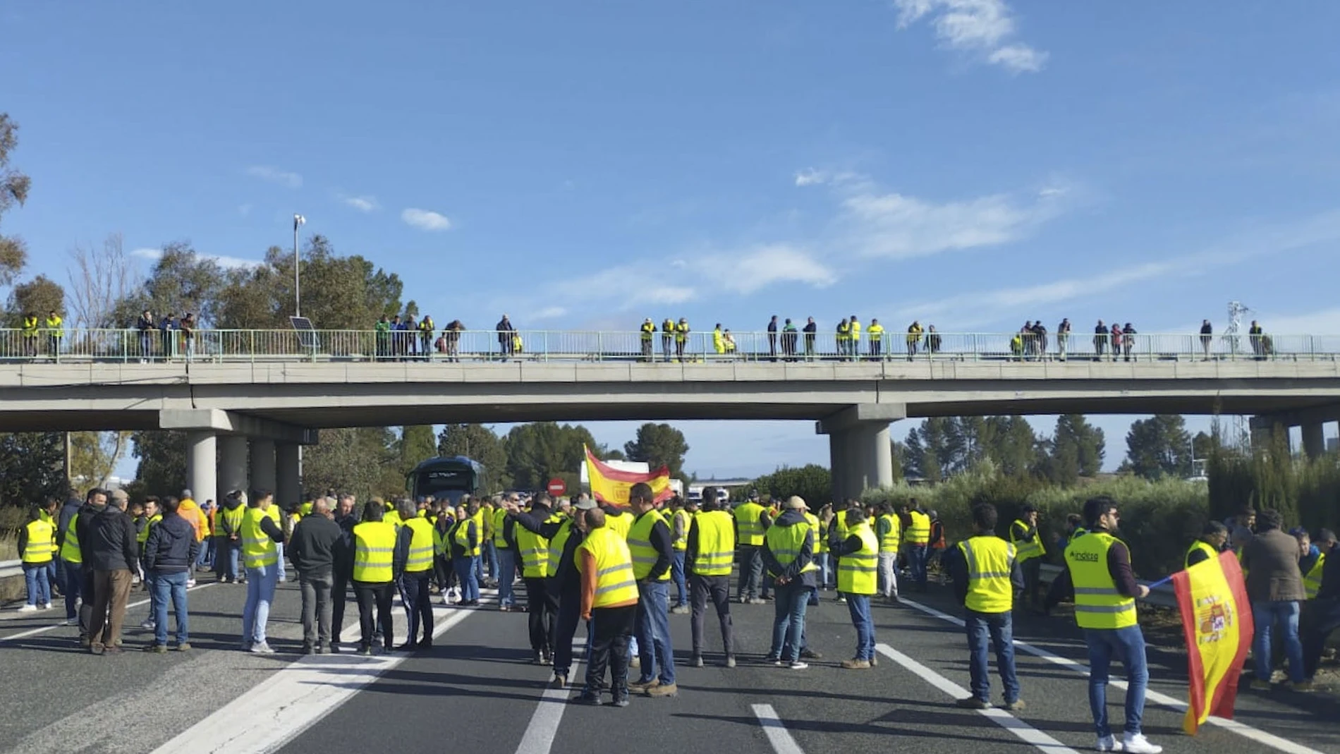 Los agricultores andaluces han protagonizado cortes de carreteras y autovías