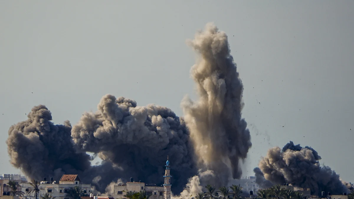 El problema oculto que se agiganta en Gaza: ¿cuántos años llevará limpiar todos los escombros y bombas sin estallar?