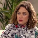 Victoria descubre la relación de Elena y Crespo