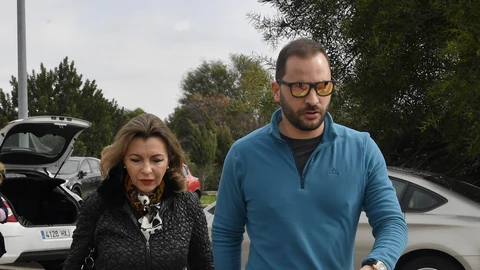 Antonio Tejado junto a su madre, María José