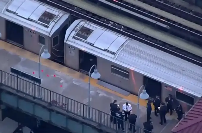 Al menos un muerto y varios heridos en un tiroteo en una estación de metro de Nueva York
