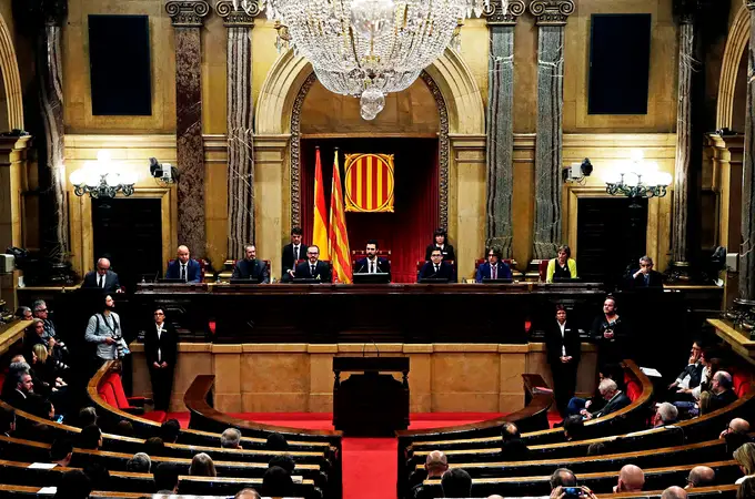 El PP denuncia que PSC, Junts, ERC, comunes y CUP rechazan el minuto de silencio en el Parlament de Cataluña por el guardia civil catalán asesinado en Barbate 