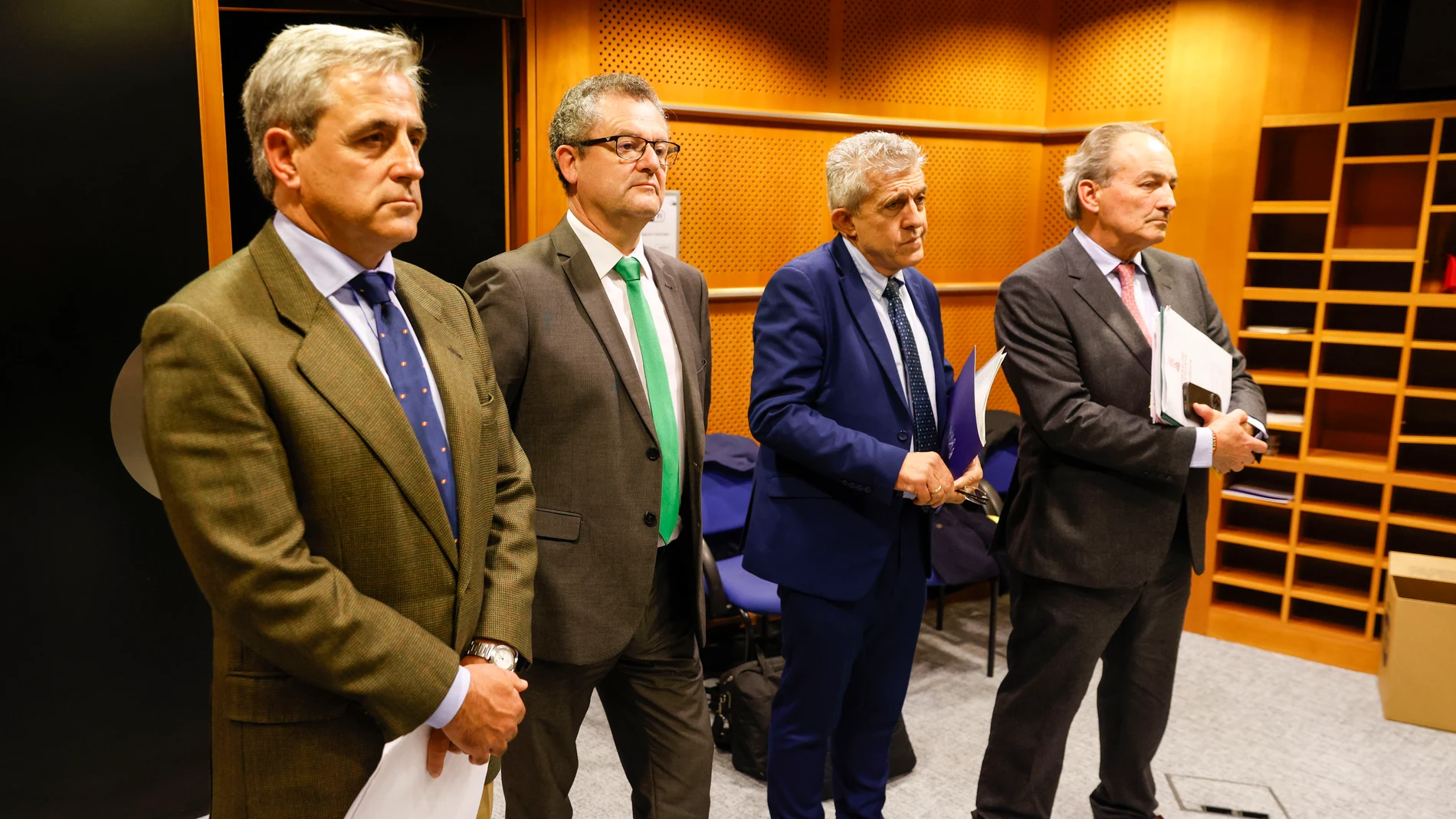 Gerardo Dueñas participa en un encuentro en Bruselas para defender al campo español